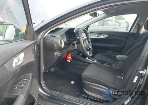 2023 Kia Forte Lxs z USA, uszkodzony, nr VIN 3KPF24AD1PE518911